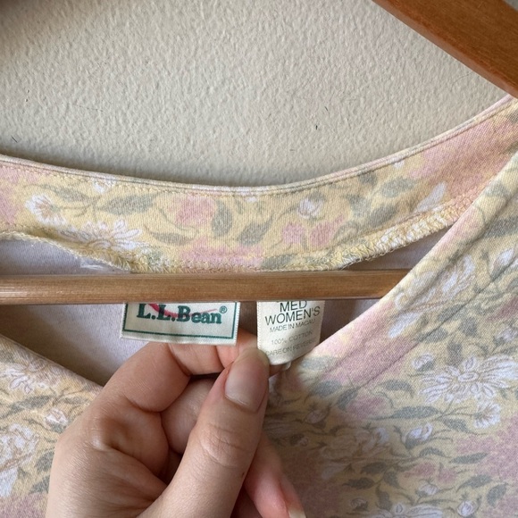 Vintage LL Bean Floral V-Neck Button Front Top - Yellow/Pink - Picture 6 of 8